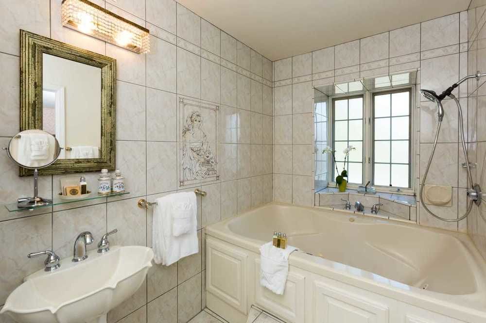 Mirabelle Inn and Restaurant in Solvang, CA