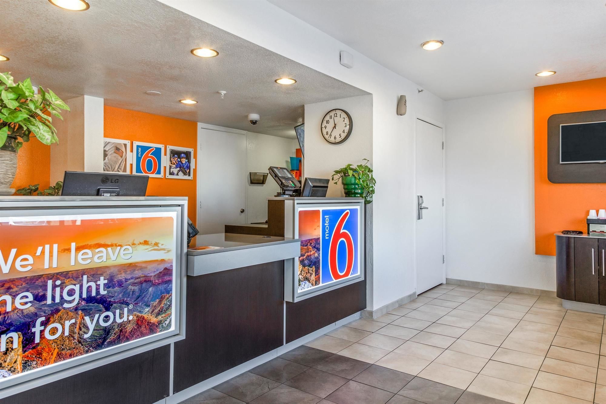 Discount Coupon for Motel 6 Phoenix West in Phoenix, Arizona Save Money!
