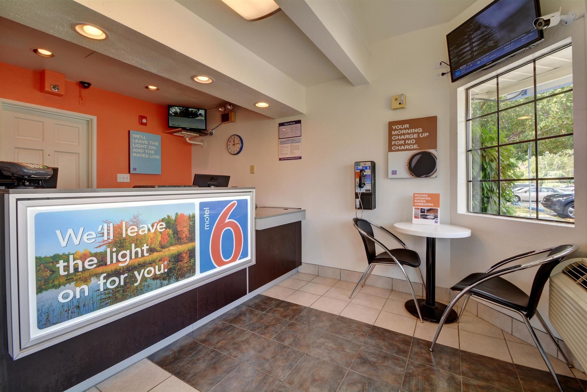 Motel 6 Hartford - Wethersfield