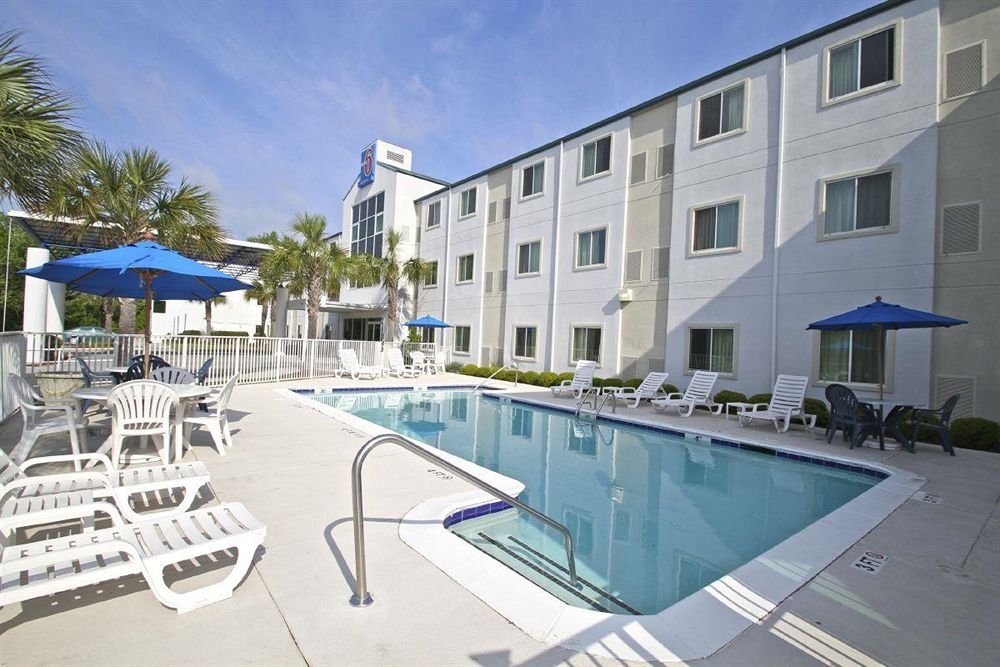 Discount Coupon for Motel 6 Columbia East in Columbia, South Carolina Save Money!