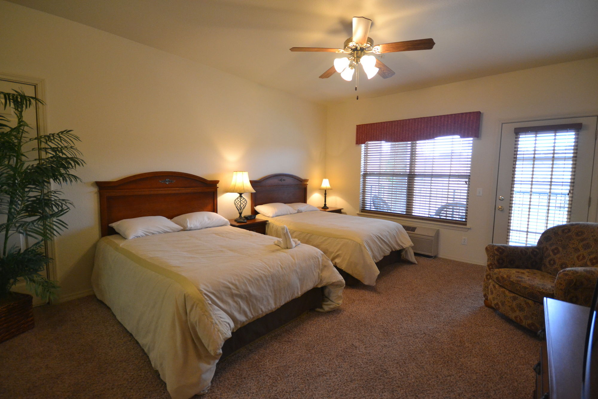 Discount Coupon for StoneBridge Resort in Branson West, Missouri Save