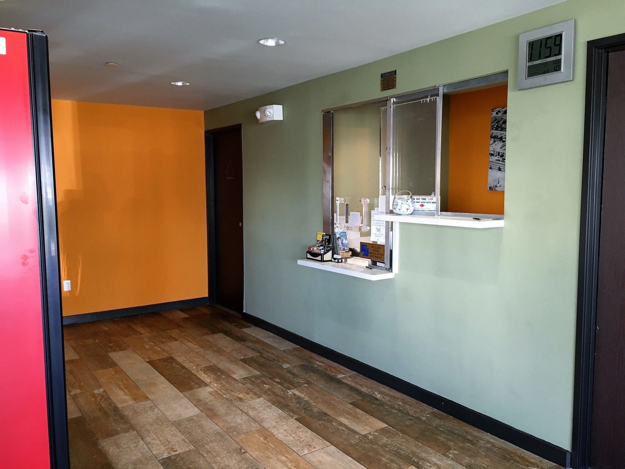 Hawthorne Plaza Inn in Hawthorne, ca