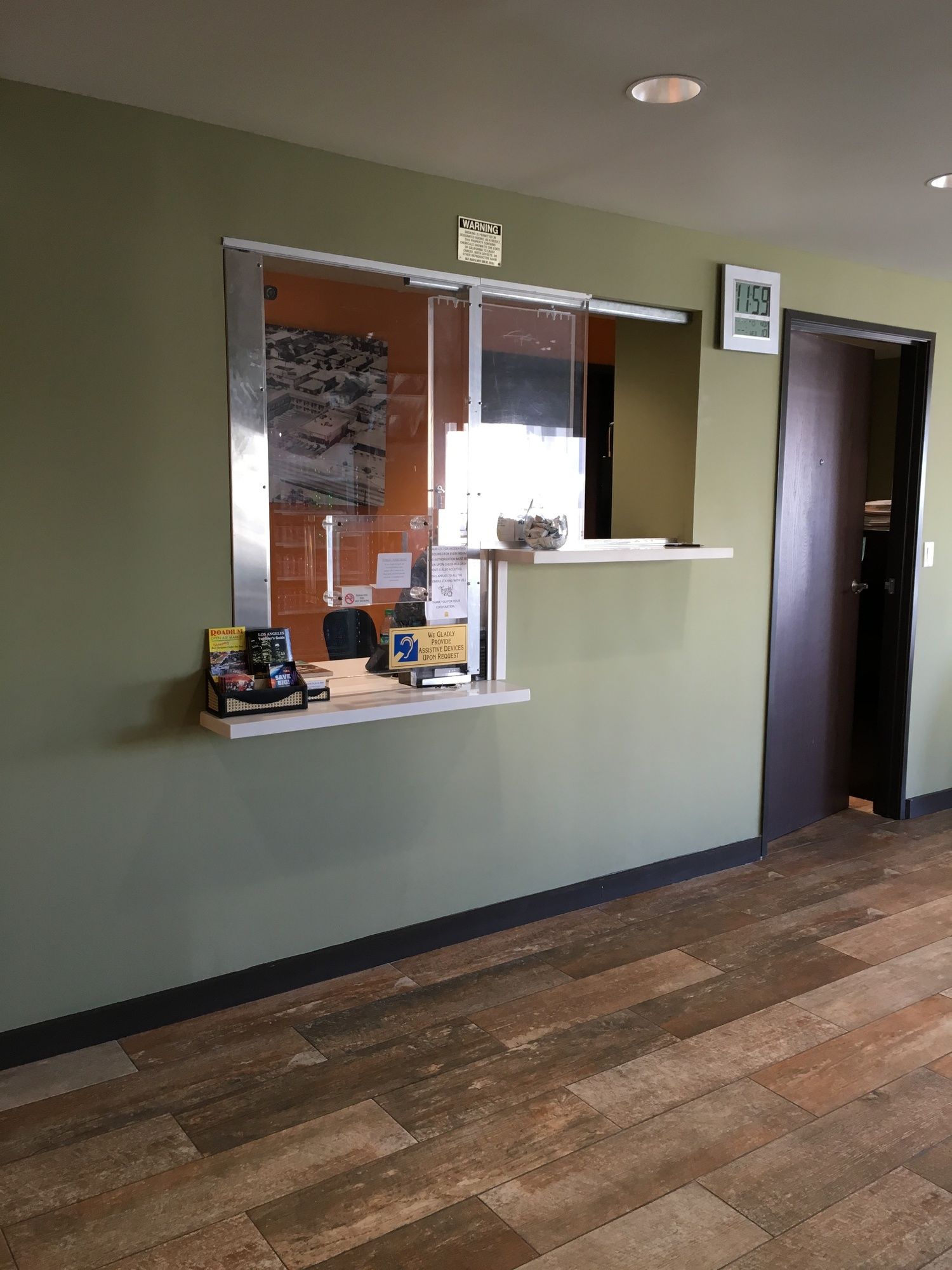 Hawthorne Plaza Inn in Hawthorne, ca