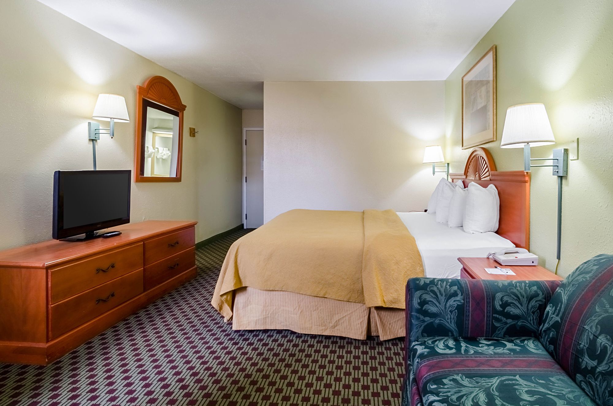 Discount Coupon for Quality Inn Historic East Busch Gardens Area in
