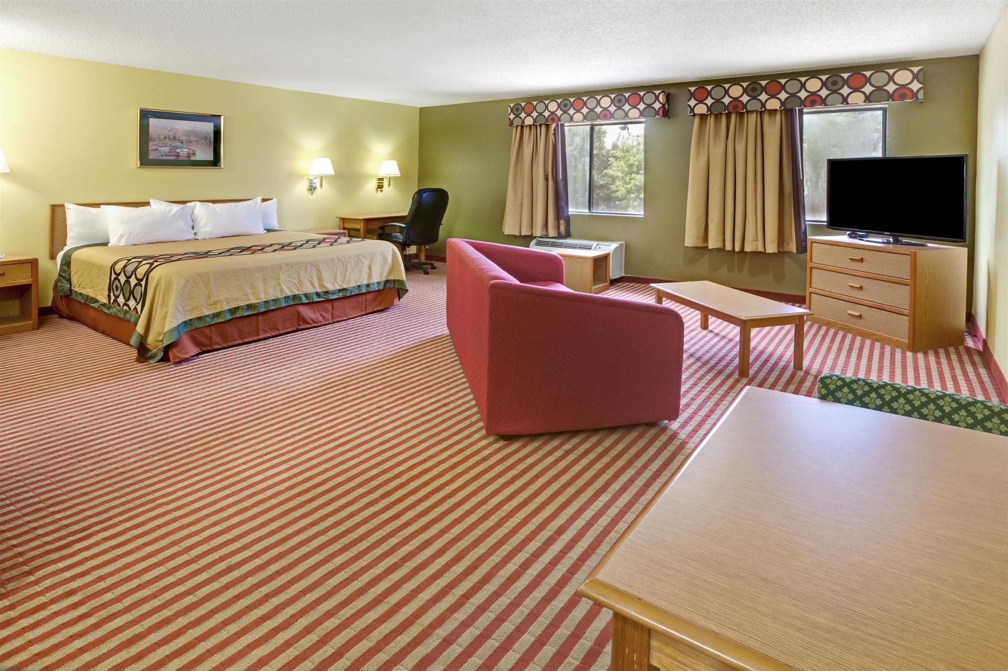 Super 8 Pasadena Tx in Pasadena, TX