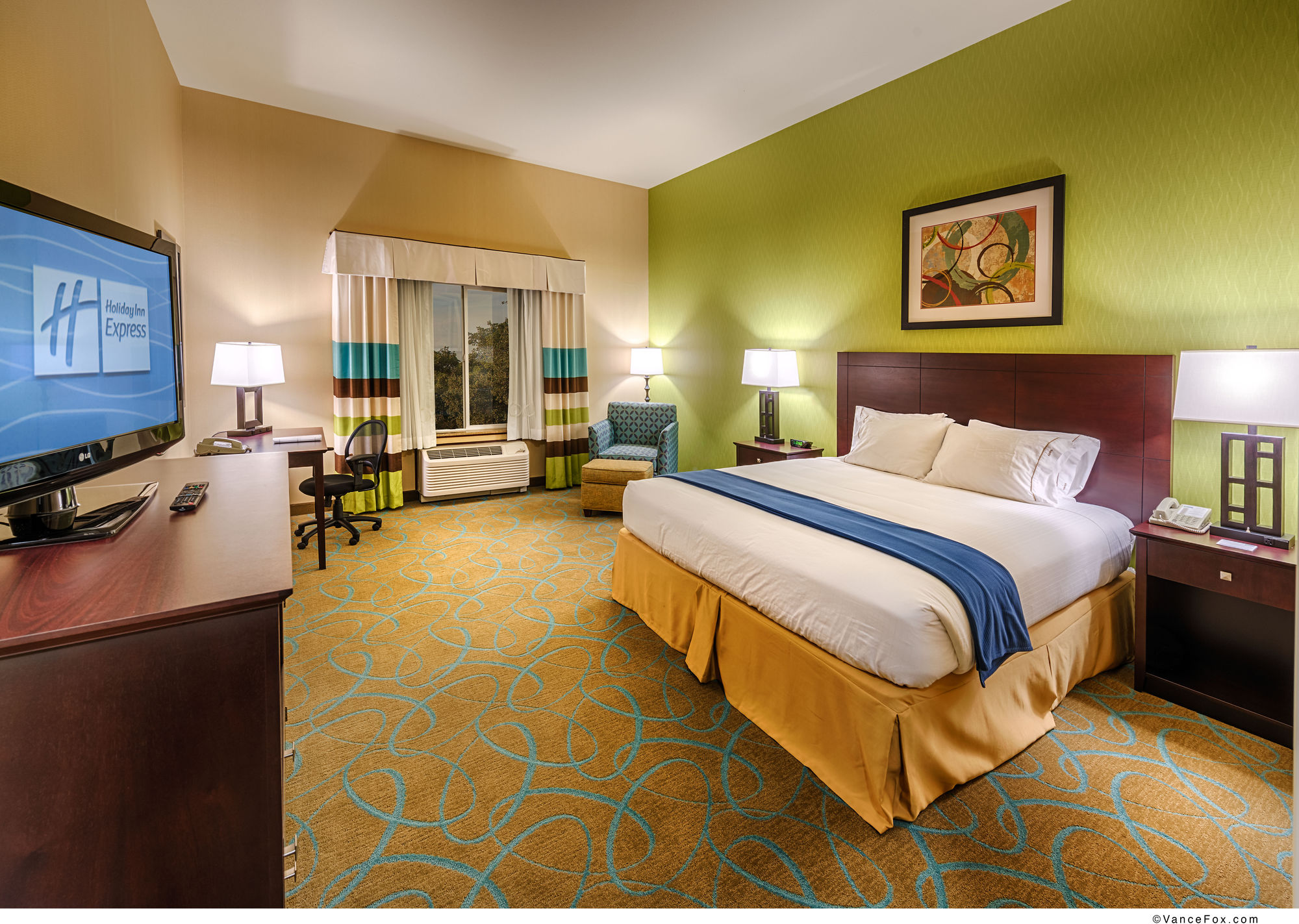 Discount Coupon for Holiday Inn Express Hotel & Suites Red BluffSouth