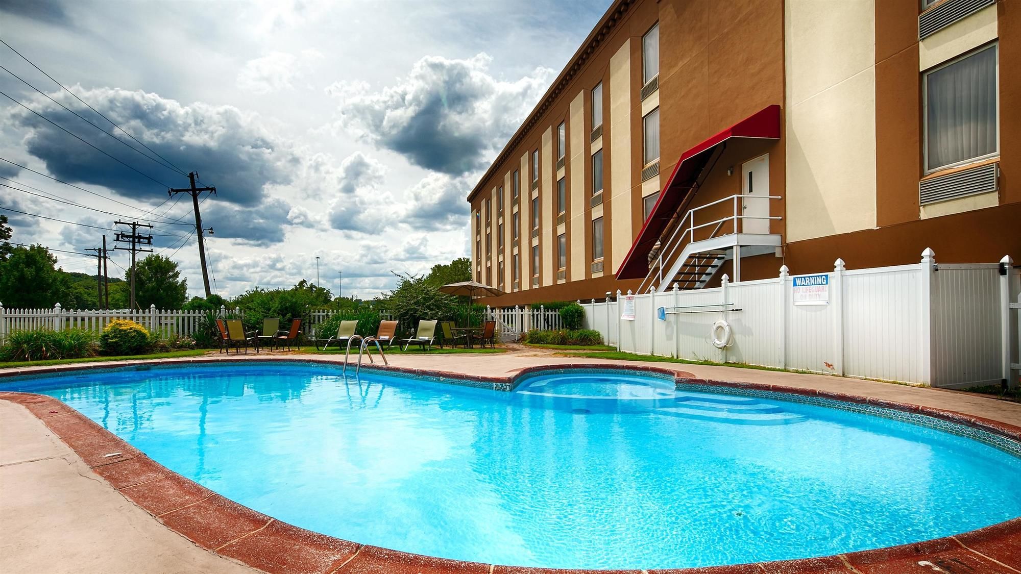 Discount Coupon for Best Western Fort Washington Inn in Ft Washington