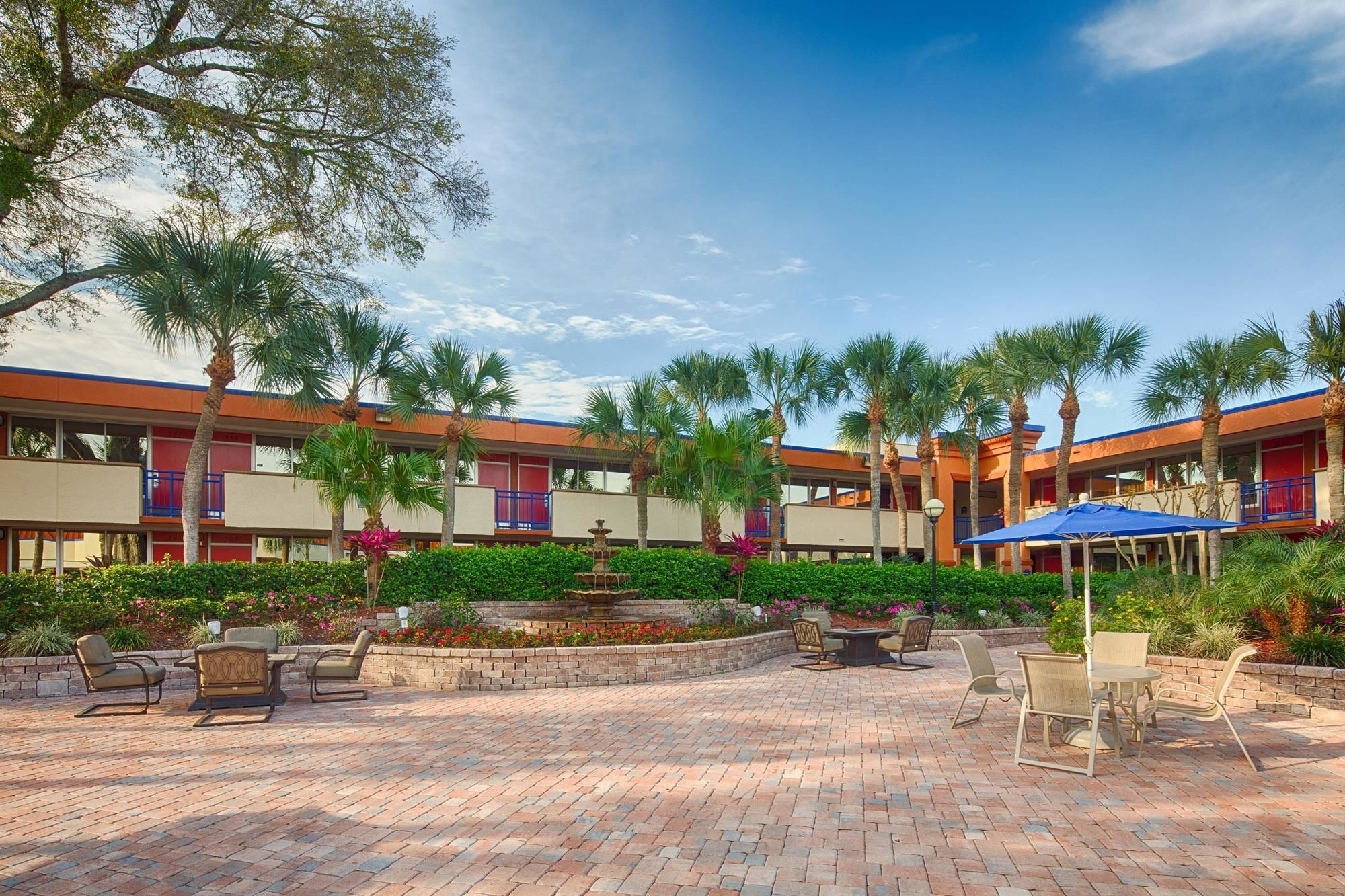 Discount Coupon for Red Lion Hotel Orlando Kissimmee Maingate in