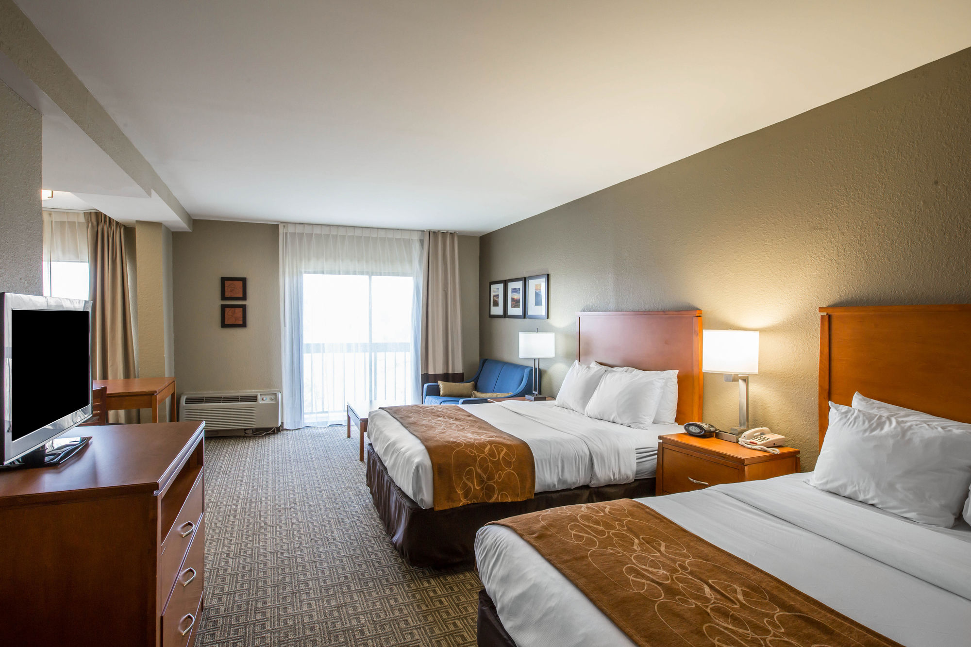 Discount Coupon for Comfort Suites Pigeon in Pigeon