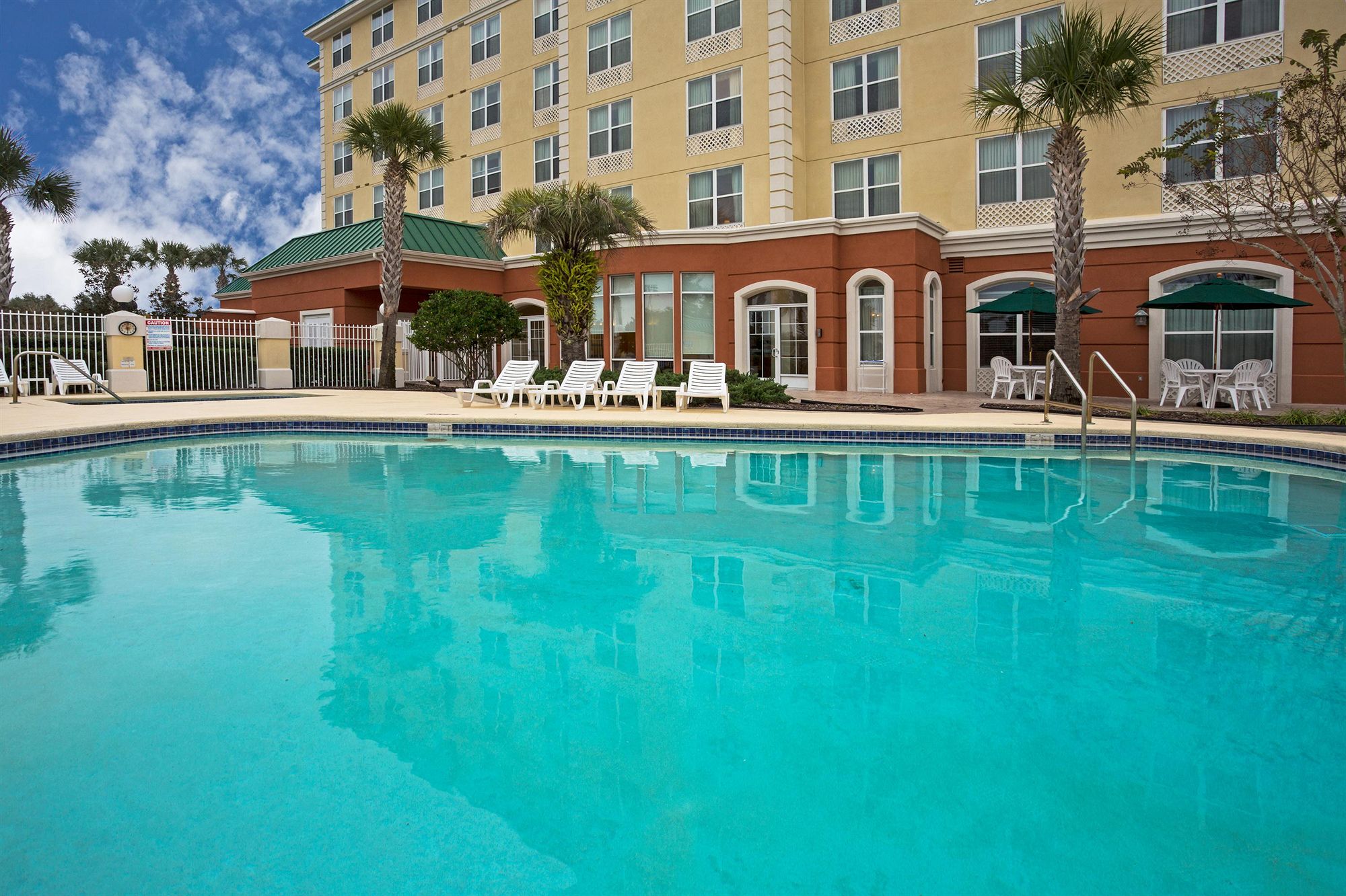 Discount Coupon for Country Inn & Suites By Carlson Orlando Airport in