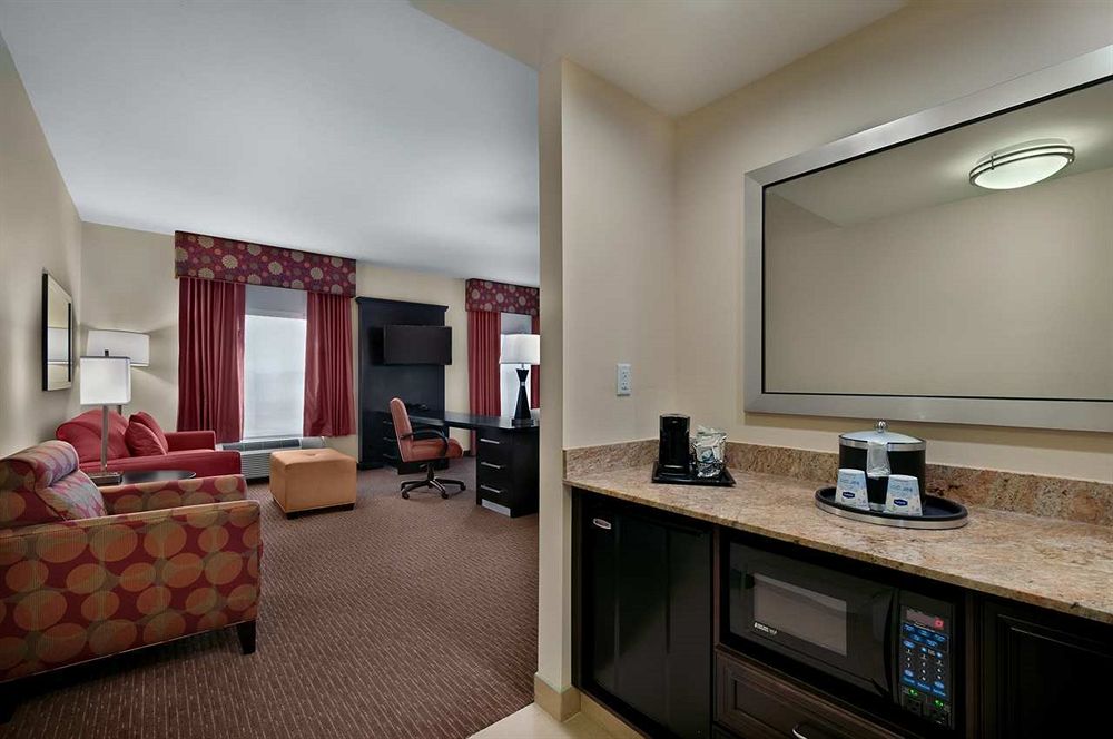 Hampton Inn And Suites Tampa Northwest in Oldsmar, FL