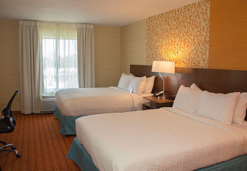 Fairfield Inn & Suites Watervliet Berrien County in Watervliet, MI
