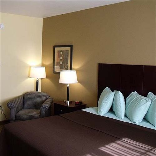 Irish Inn And Suites in Muleshoe, TX