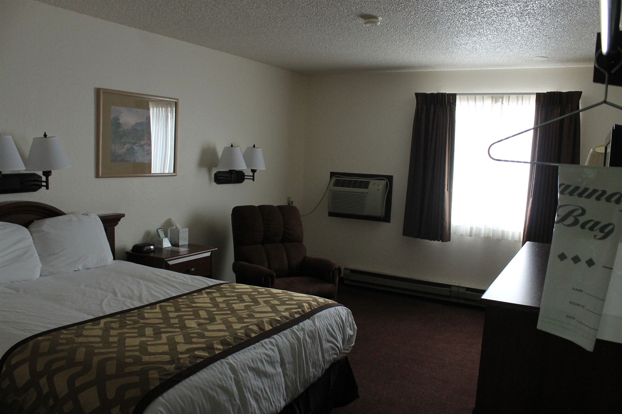 Discount Coupon for Lone Tree Inn in Sidney, Montana Save Money!