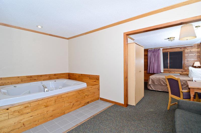Discount Coupon for Best Western LakeAire Motel & Resort in Tomahawk, Wisconsin Save Money!