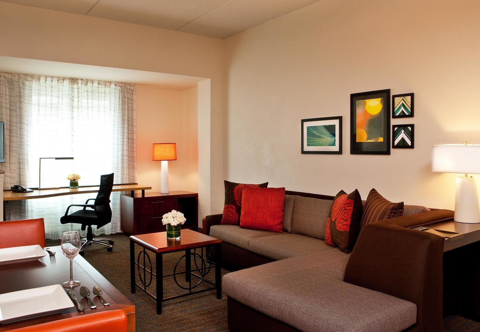 Discount Coupon for Residence Inn Syracuse Downtown At Armory Square in