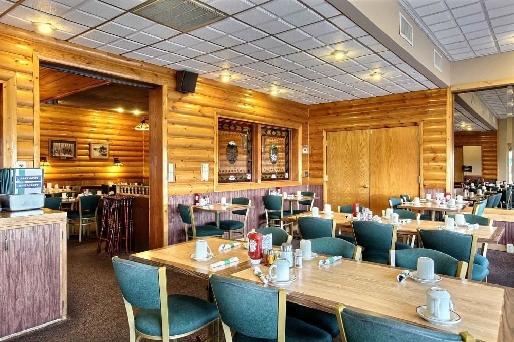 Best Western Park Oasis Inn in Mauston, WI