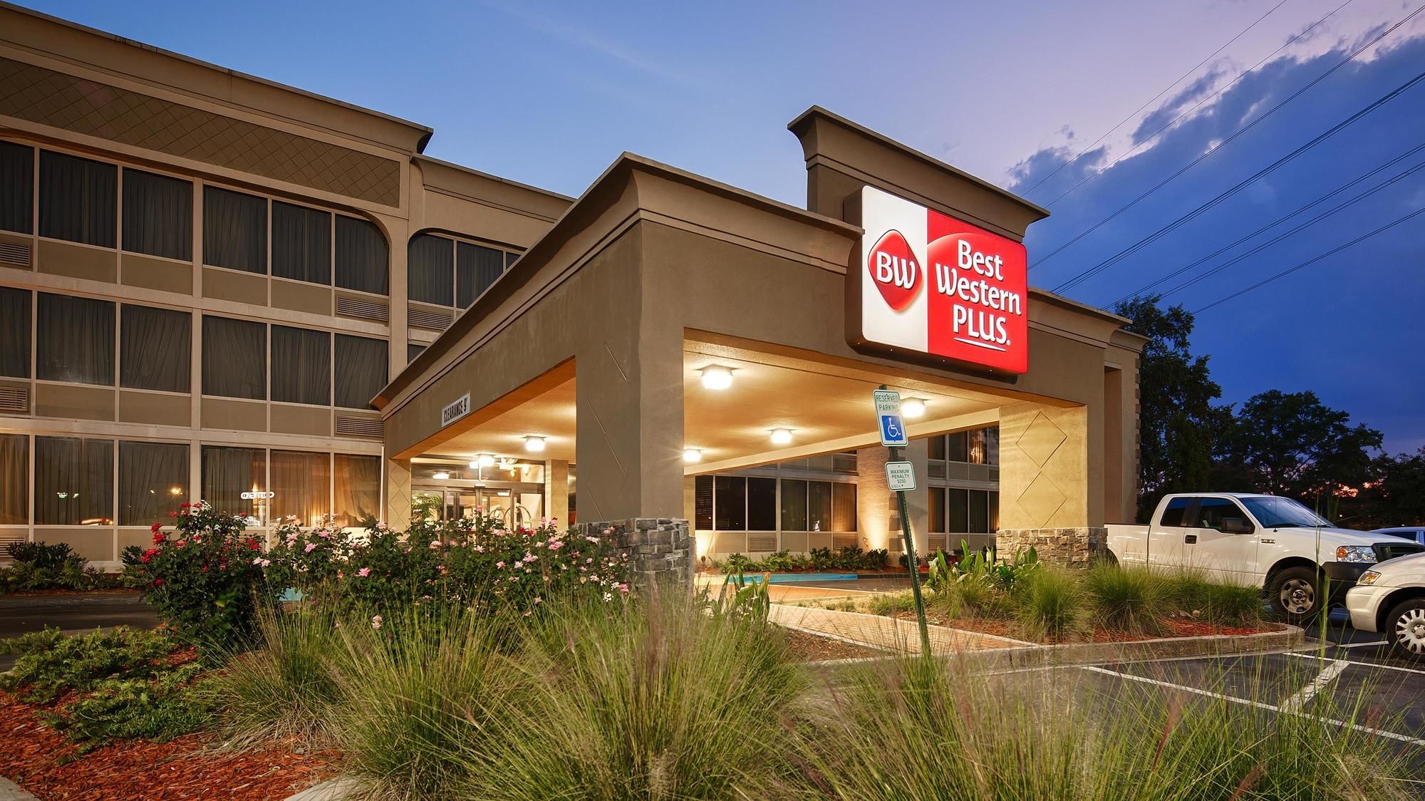 Discount Coupon for Best Western Plus Sterling Hotel Suites in