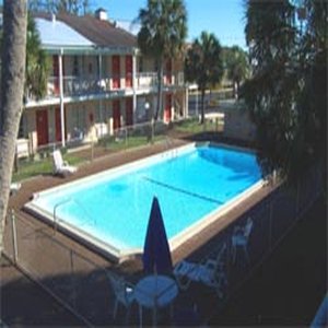 KNIGHTS INN LAKE CITY