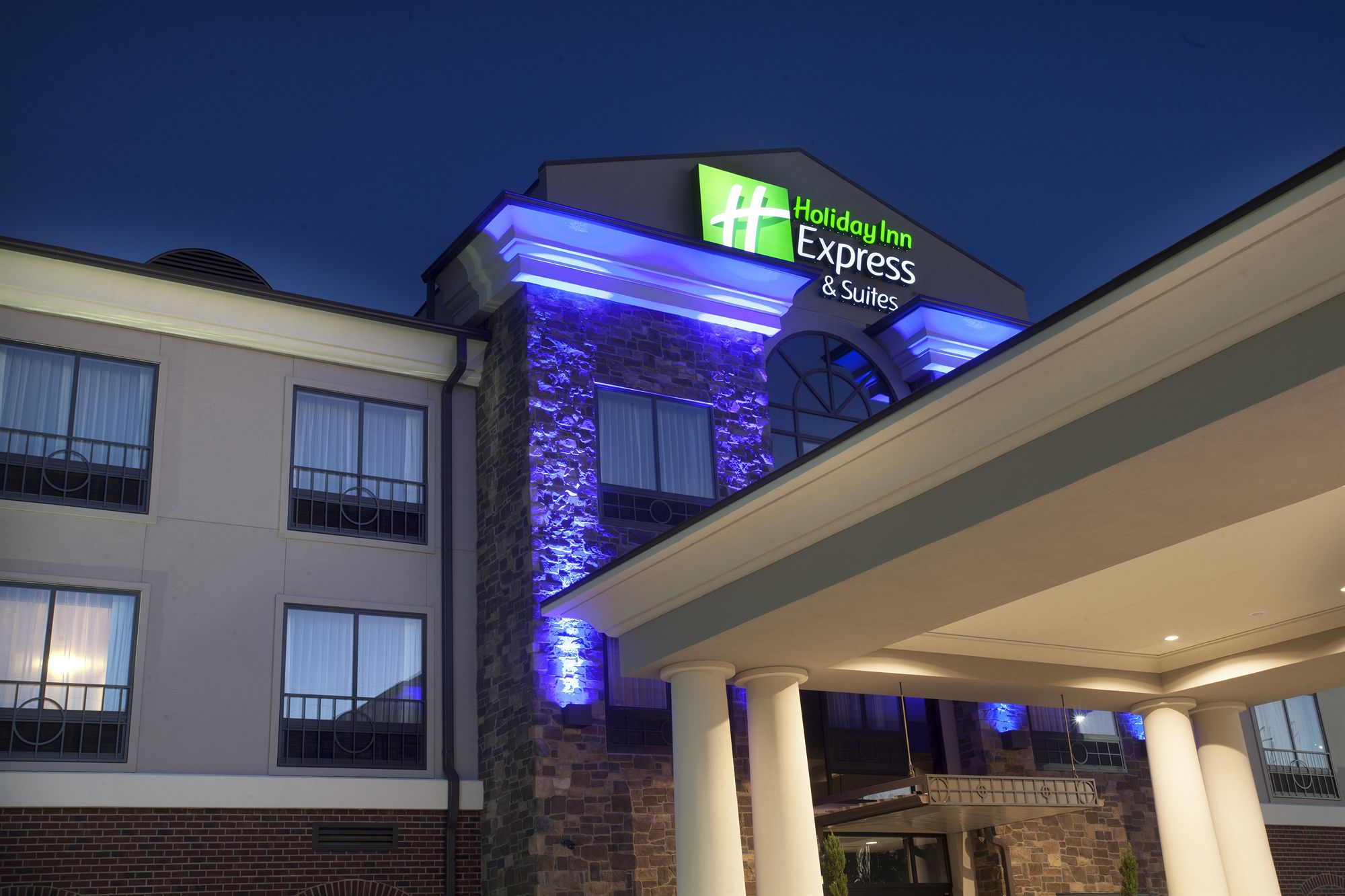 Discount Coupon for Holiday Inn Express Hotel & Suites City