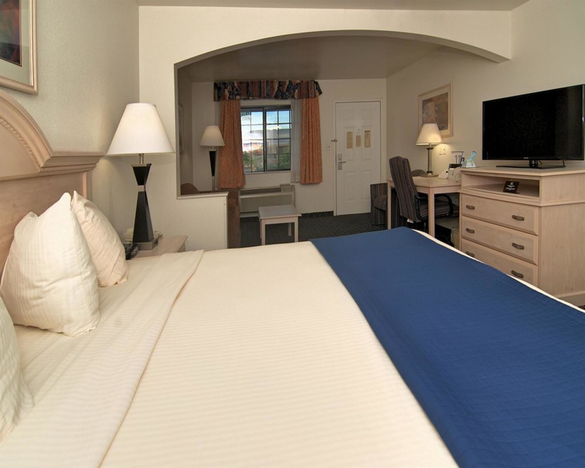 Discount Coupon for Best Western Garden Inn in Falfurrias, Texas Save