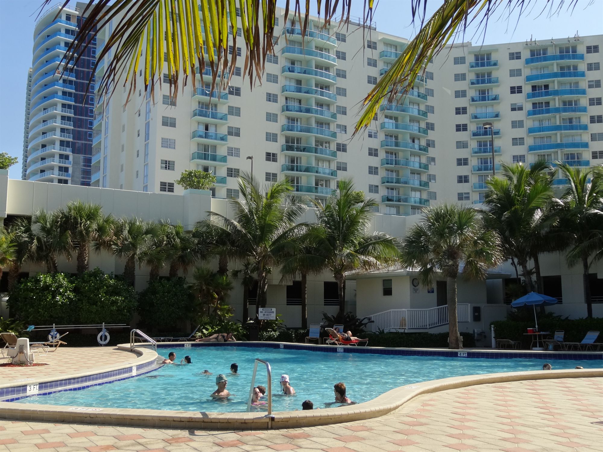 Discount Coupon for Hollywood Condos in Hollywood, Florida Save Money!