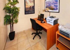 Quality Inn & Suites Downtown