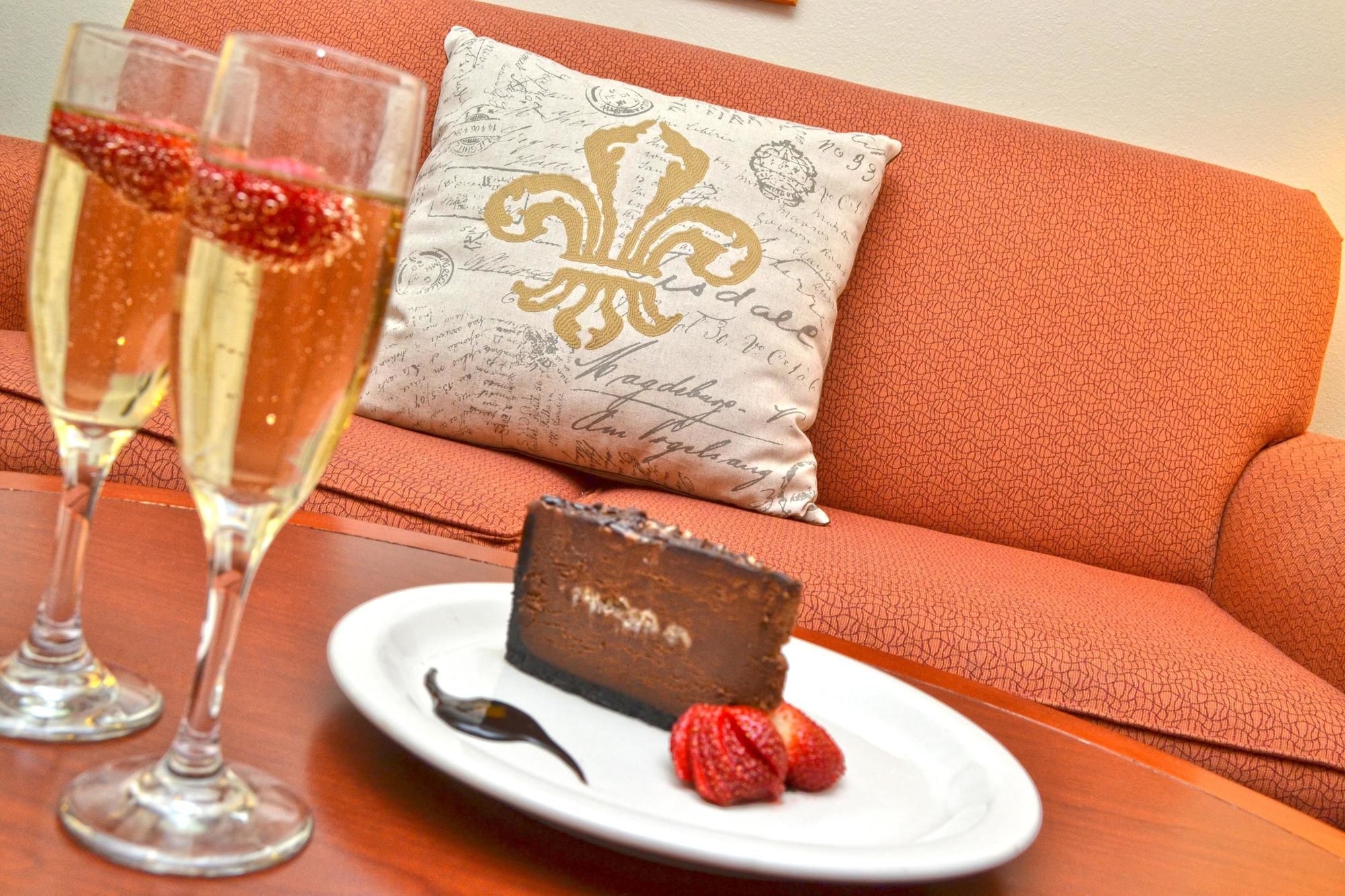 Discount Coupon for Hilton Garden Inn New Orleans Airport in Kenner, Louisiana Save Money!