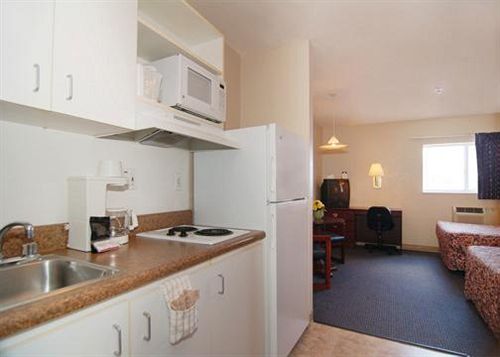 Suburban Extended Stay in Melbourne, FL