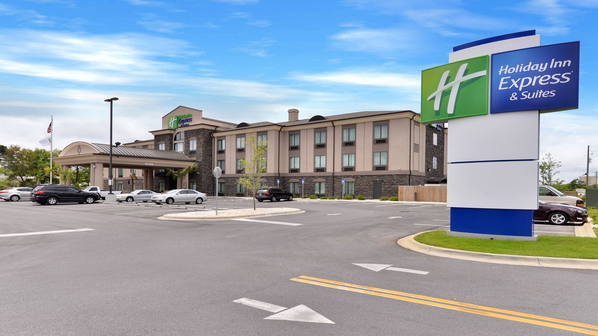 Holiday Inn Express & Suites FORT WALTON BEACH NORTHWEST in Ft Walton Beach, FL