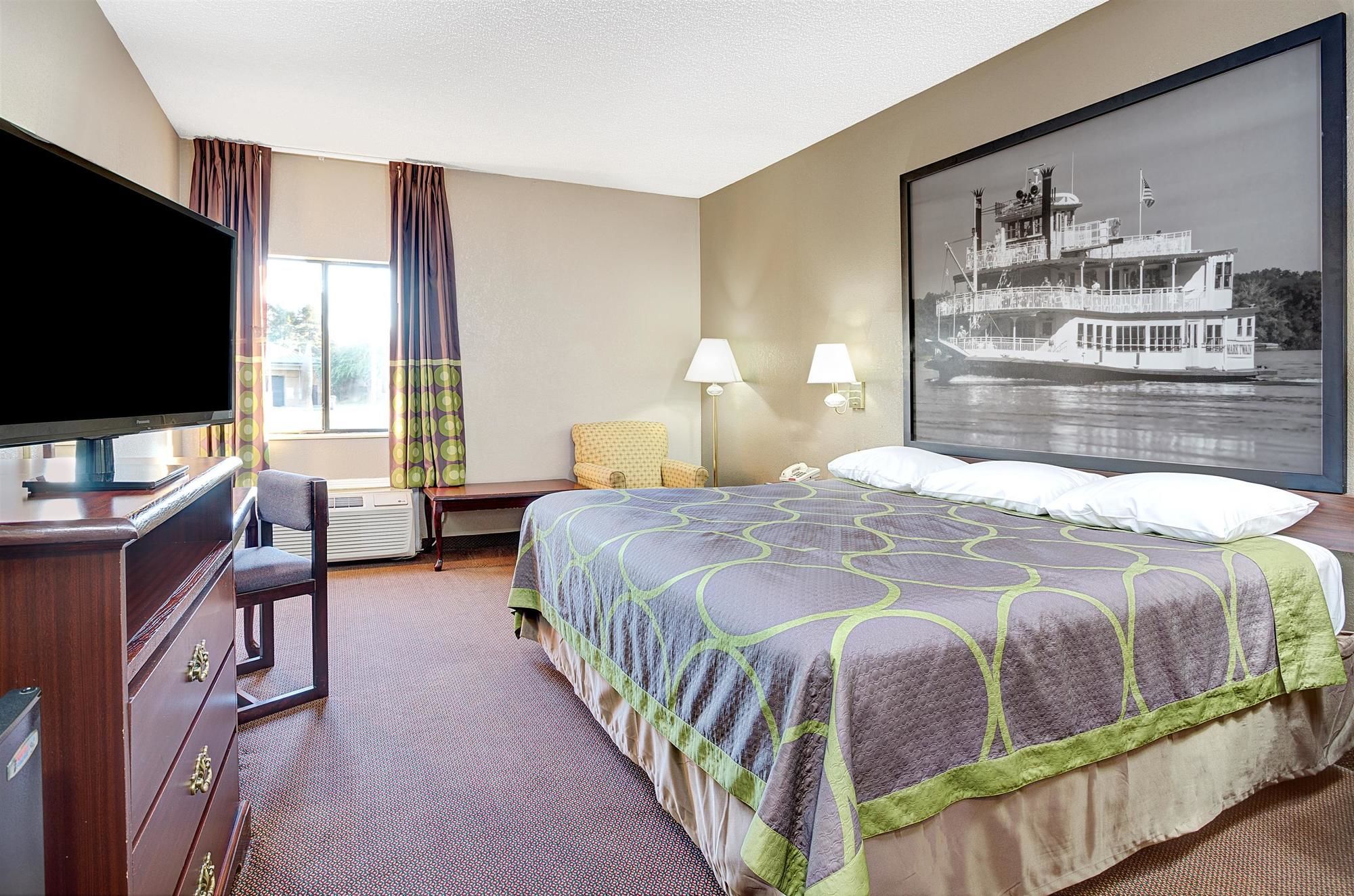 Hernando Hotel Coupons for Hernando, Mississippi