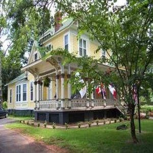 Berney Fly Bed and Breakfast in Mobile, AL