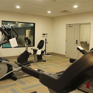 Holiday Inn Express & Suites Glasgow in Glasgow, KY