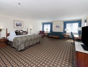 Baymont Inn & Suite Osage Beach in Osage Beach, MO