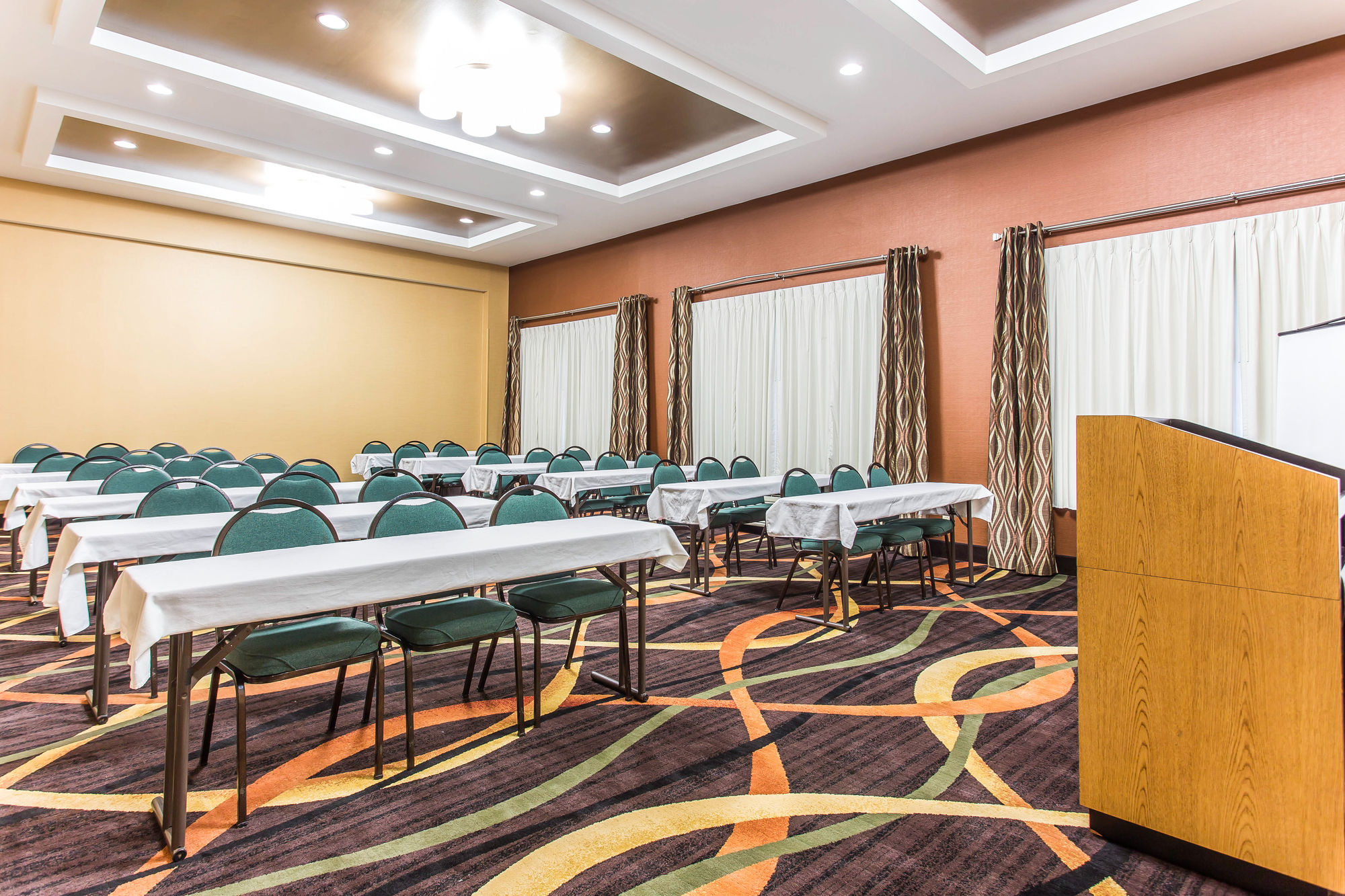 Discount Coupon for Comfort Inn Lincolnton in Lincolnton, North Carolina Save Money!