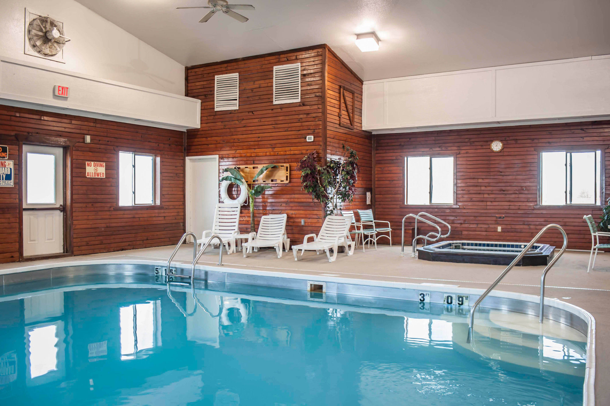 Discount Coupon for Comfort Inn Boonville in Boonville, Missouri Save