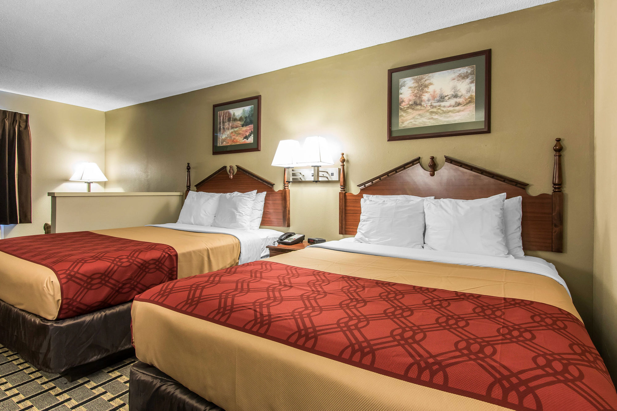 Discount Coupon for Econo Lodge Inn & Suites in Moore, Oklahoma Save