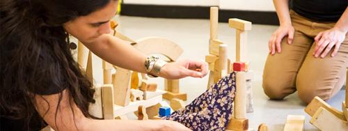 EL MUSEO AS CLASSROOM / CITY AS SCHOOL 
