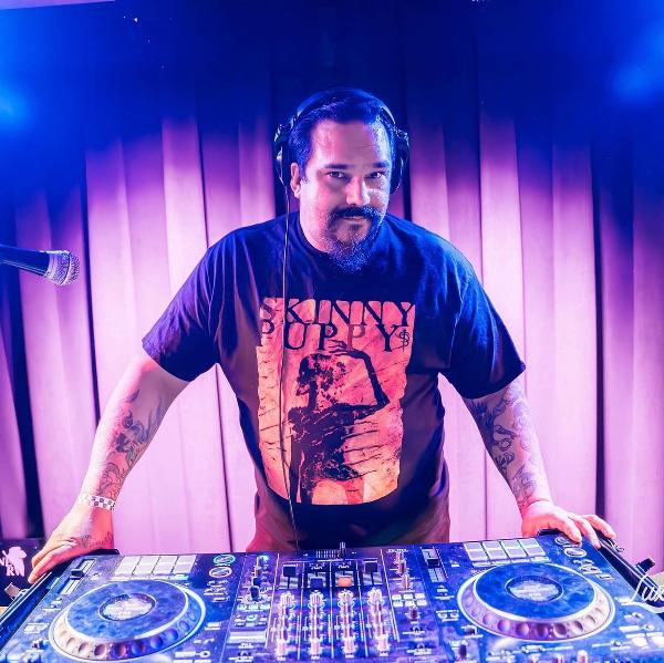 DJ Howie Disco Rivet Photo