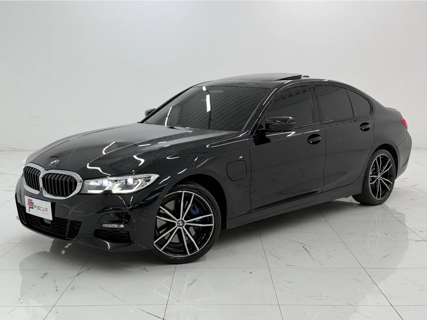 BMW 330E 330e M Sport 2.0 Turbo Aut. (Híbrido) 2021