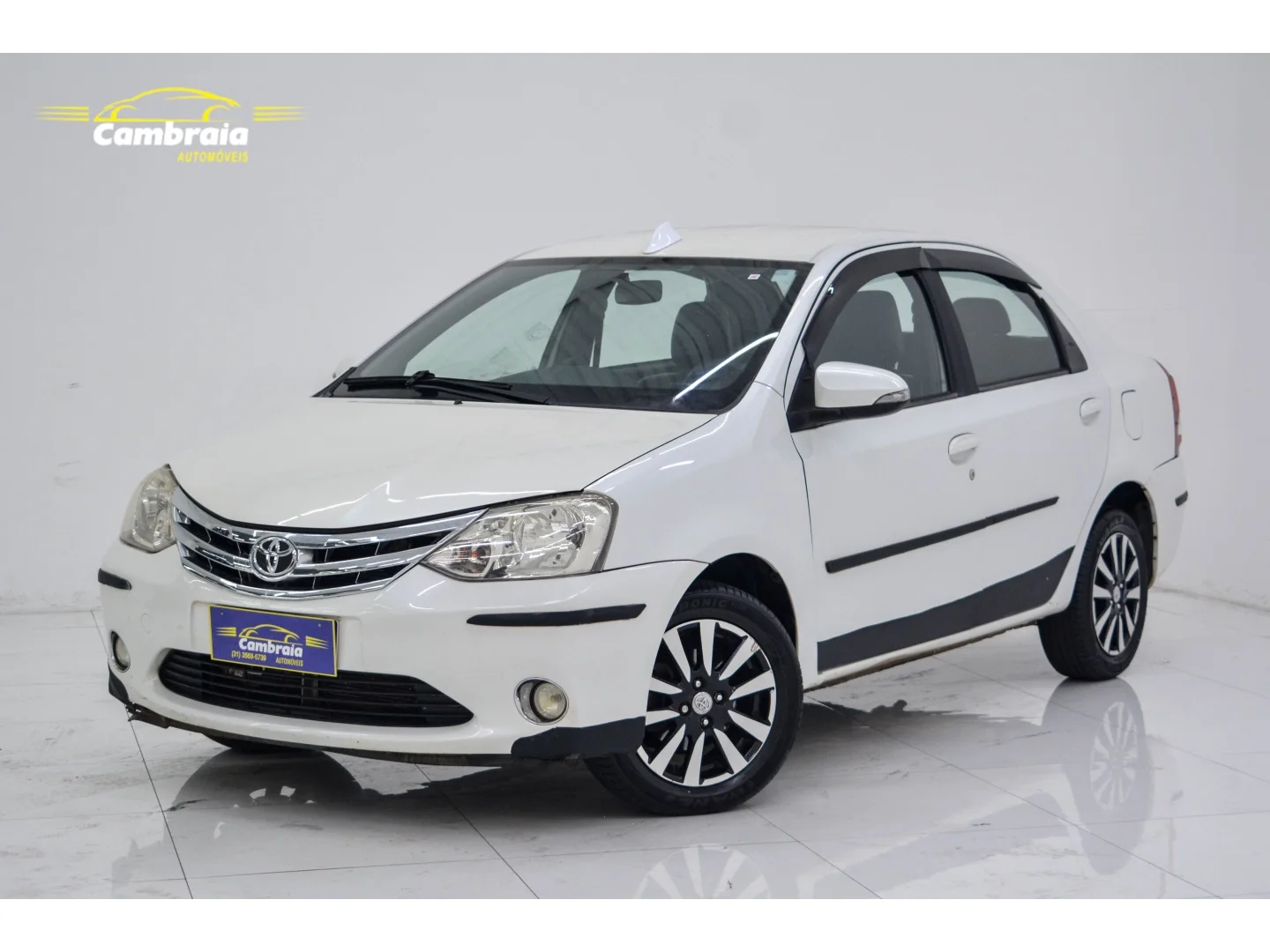 Toyota Etios PLATINUM 1.5 16V FLEX 2016