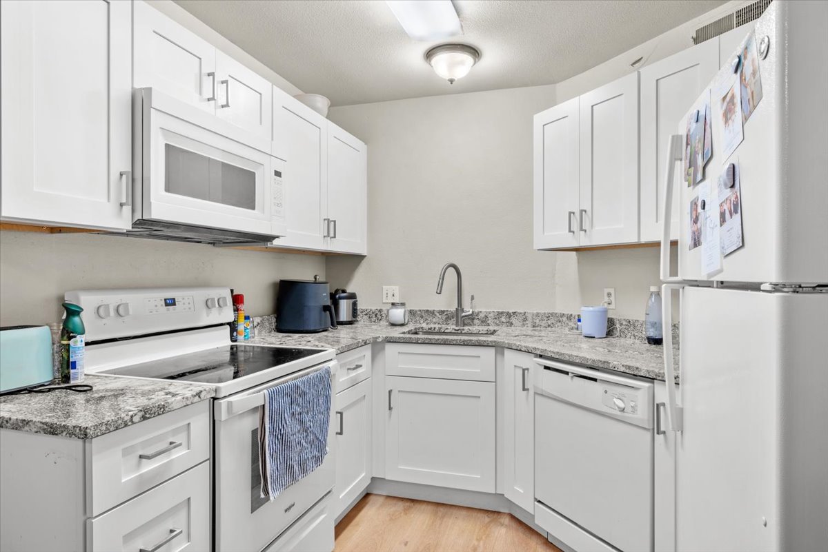 06-34-E-700-N-5-Provo-UT-6