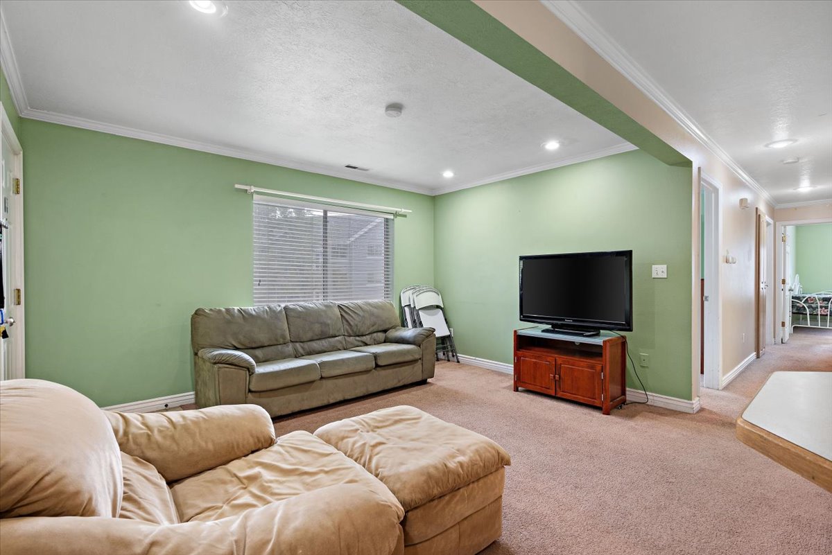 06-1541-N-Riverside-Ave-18-Provo-UT-6