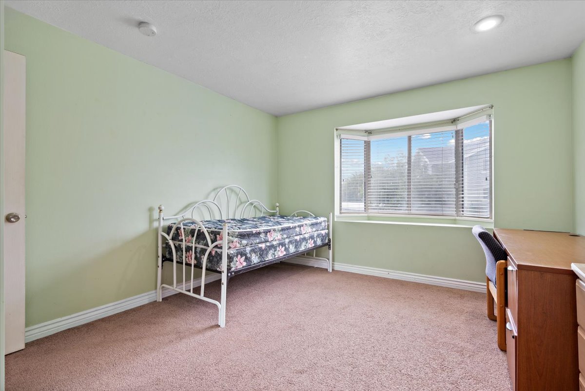 13-1541-N-Riverside-Ave-18-Provo-UT-13