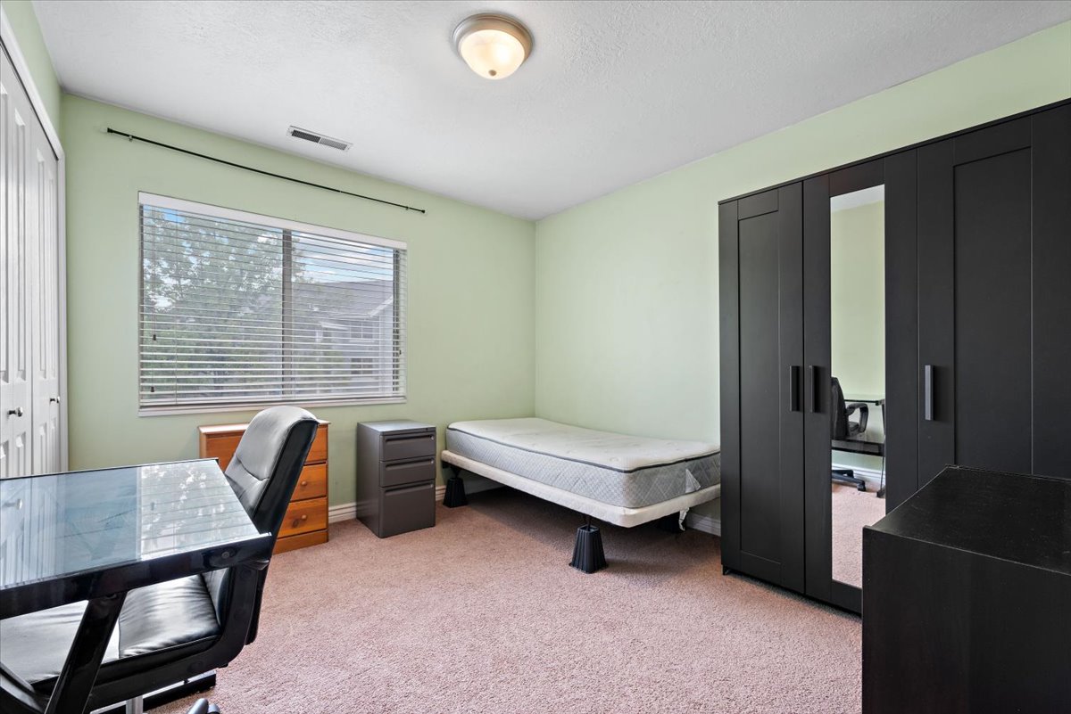 20-1541-N-Riverside-Ave-18-Provo-UT-20