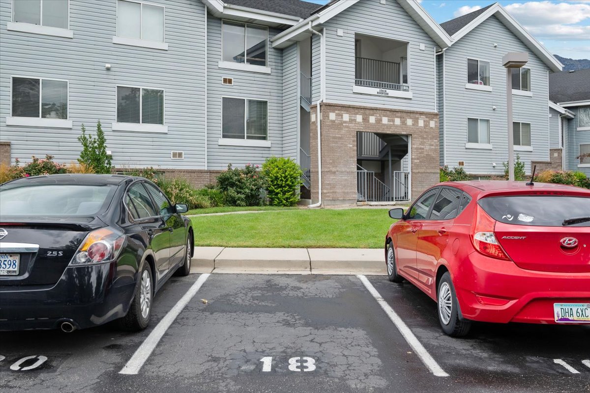 23-1541-N-Riverside-Ave-18-Provo-UT-23