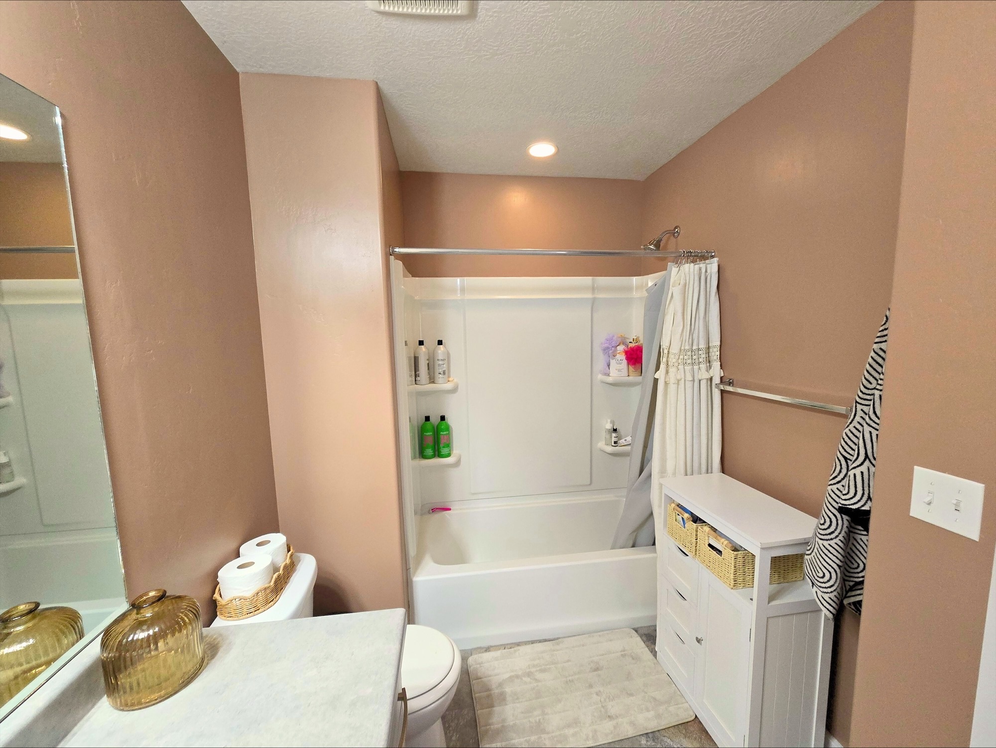 processed-8909C241-36F4-4C7C-A495-E23634D7A899