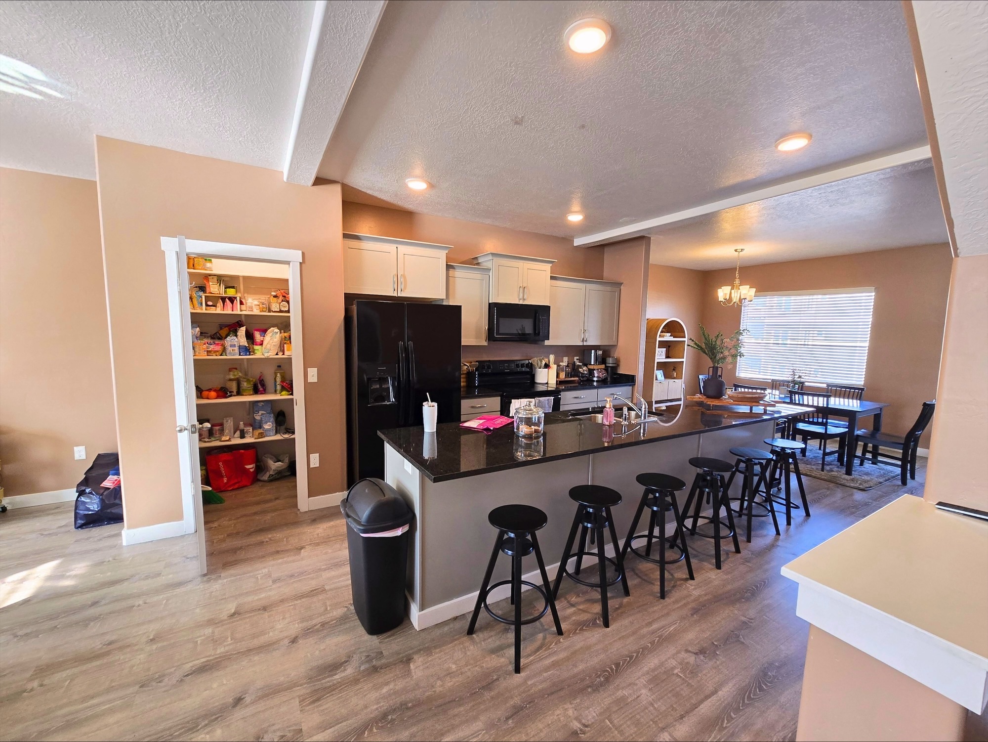 processed-7BDDDAB4-73F3-4330-B63C-6AD8233DDA7E