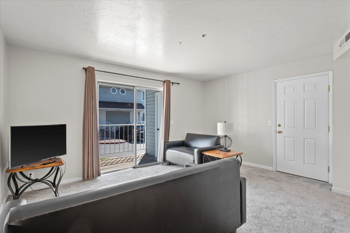 06-54-W-700-N-125-Provo-UT-6