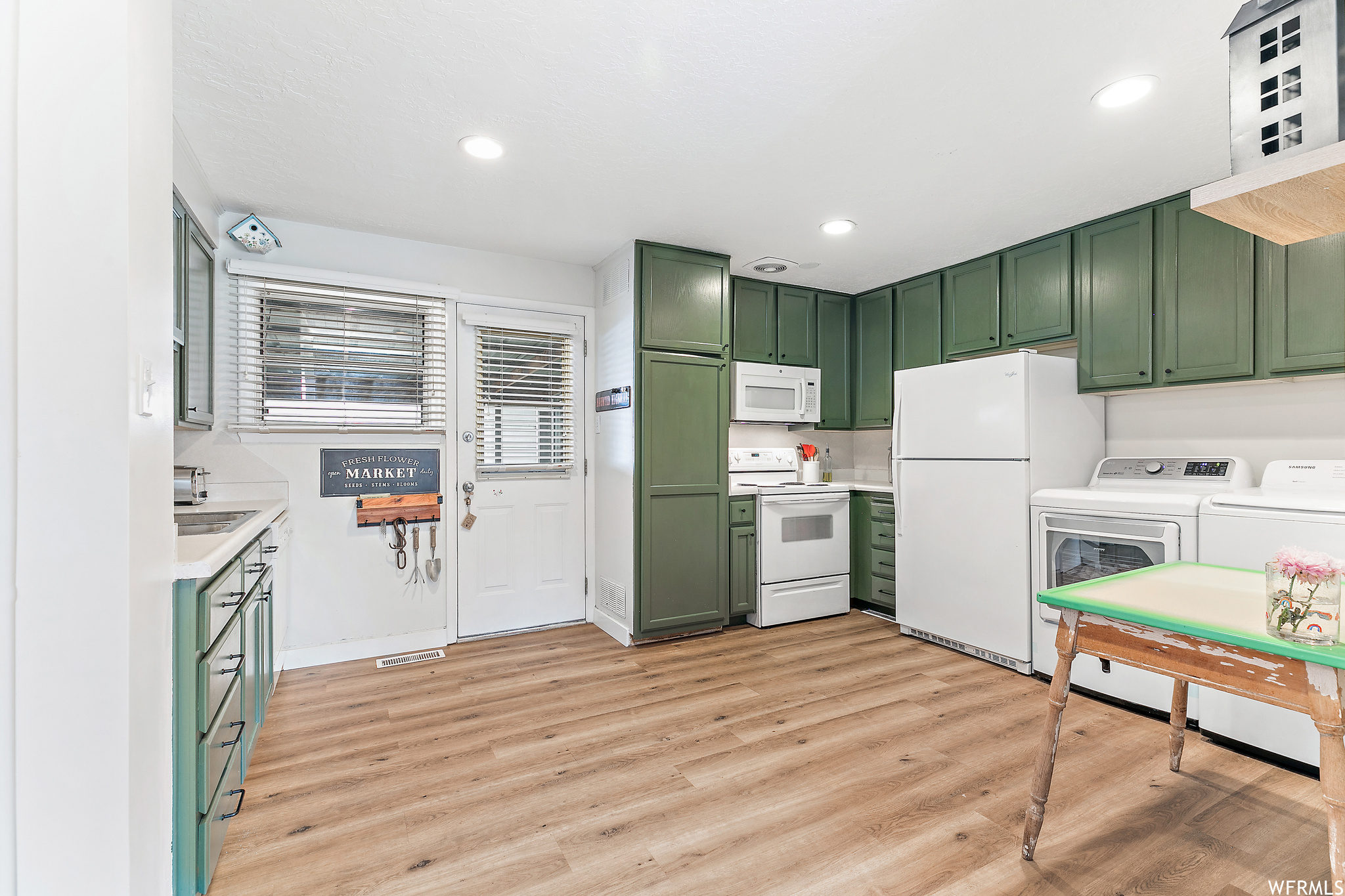 1966338_170f43225ee04550b6f60ebccd1c6ae6_654a7649b772c